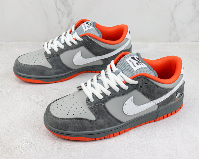 Nike SB Dunk Low Staple NYC Pigeon