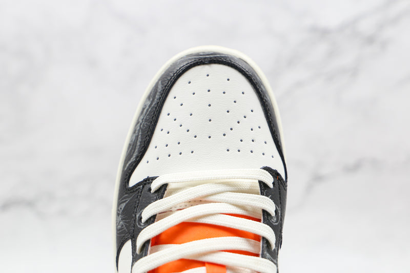 Nike Dunk Low PRM Halloween
