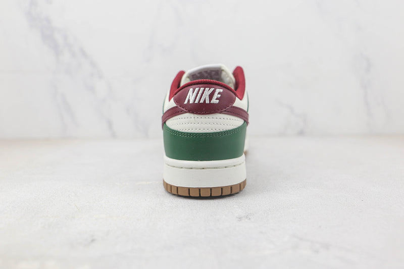 Nike Dunk Low Gorge Green