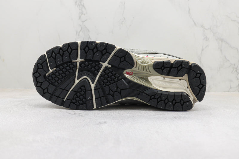 New Balance 2002R Protection Pack Grey