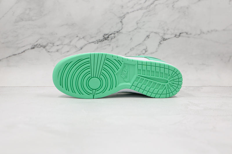 Nike Dunk Low Green Glow