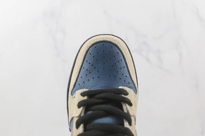 Nike SB Dunk Low Light Cream Thunderstorm