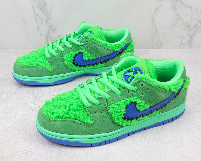 Nike SB Dunk Low Grateful Dead Bears Green