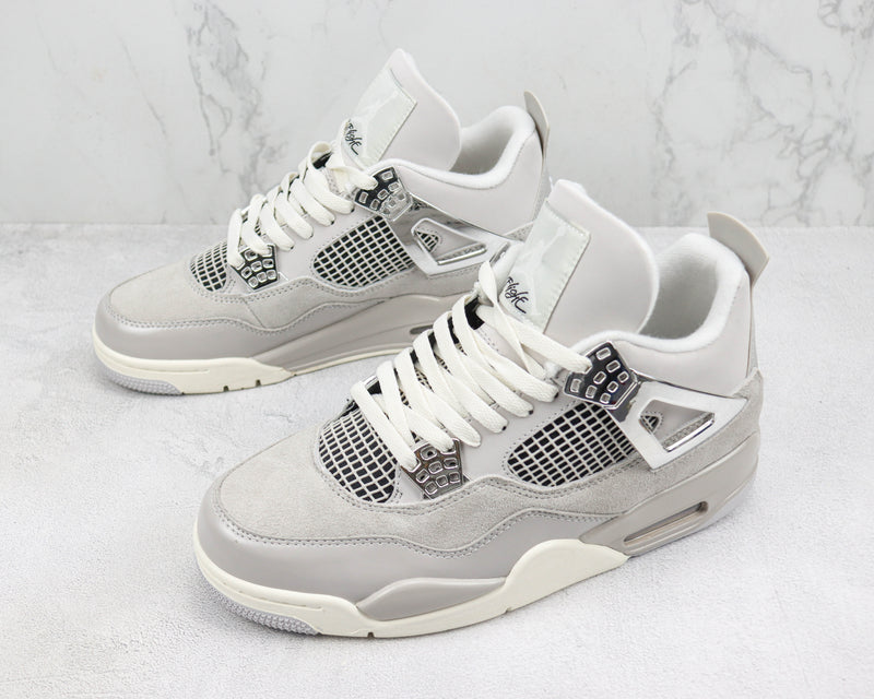 Jordan 4 Retro Frozen Moments