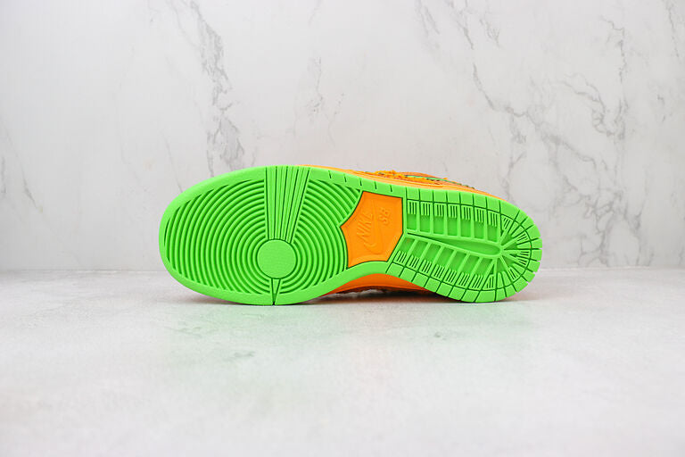 Nike SB Dunk Low Grateful Dead Bears Orange
