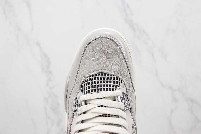 Jordan 4 Retro Frozen Moments