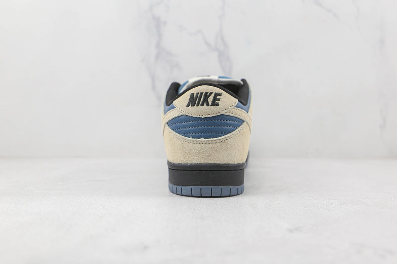 Nike SB Dunk Low Light Cream Thunderstorm