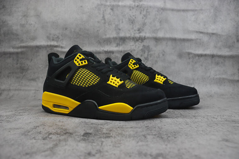 Jordan 4 Retro Thunder